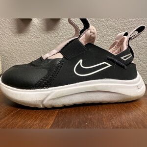 Nike toddler 9c shoes